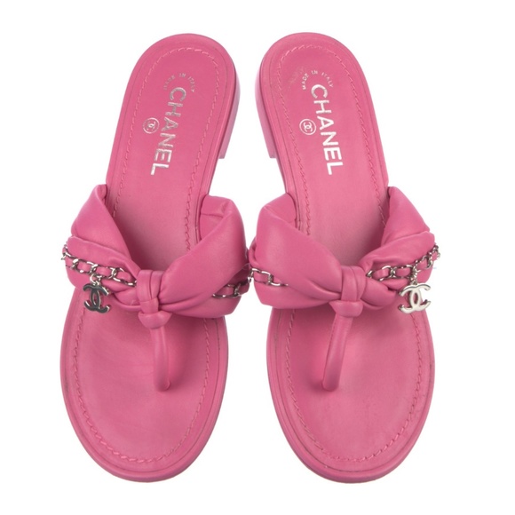 *Barbie Pink* Sz 40 Chanel *Luxe* Puffer Leather Sandals Logo CC Charm - Picture 1 of 5